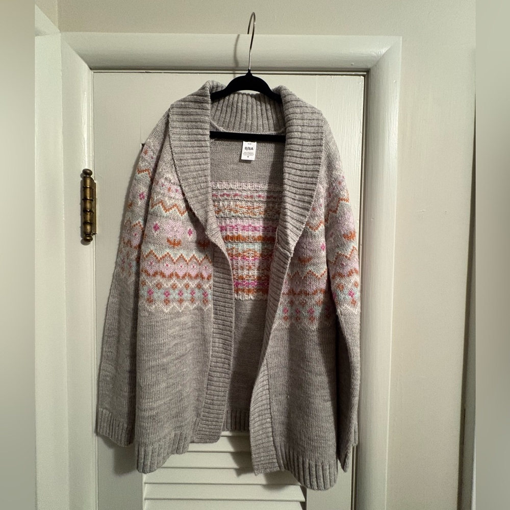 Carter’s Gray and Pink Patterned Girl’s Cardigan-Size 8